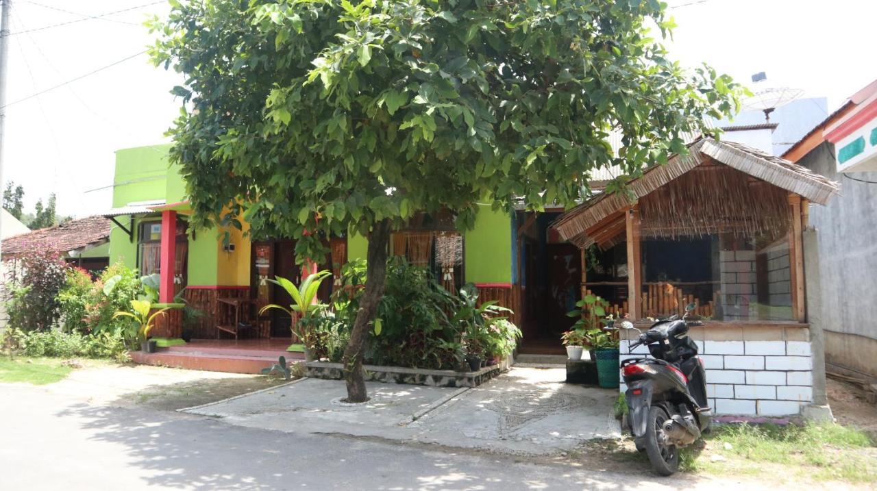 Owl Hostel Karimunjawa Ngoại thất bức ảnh
