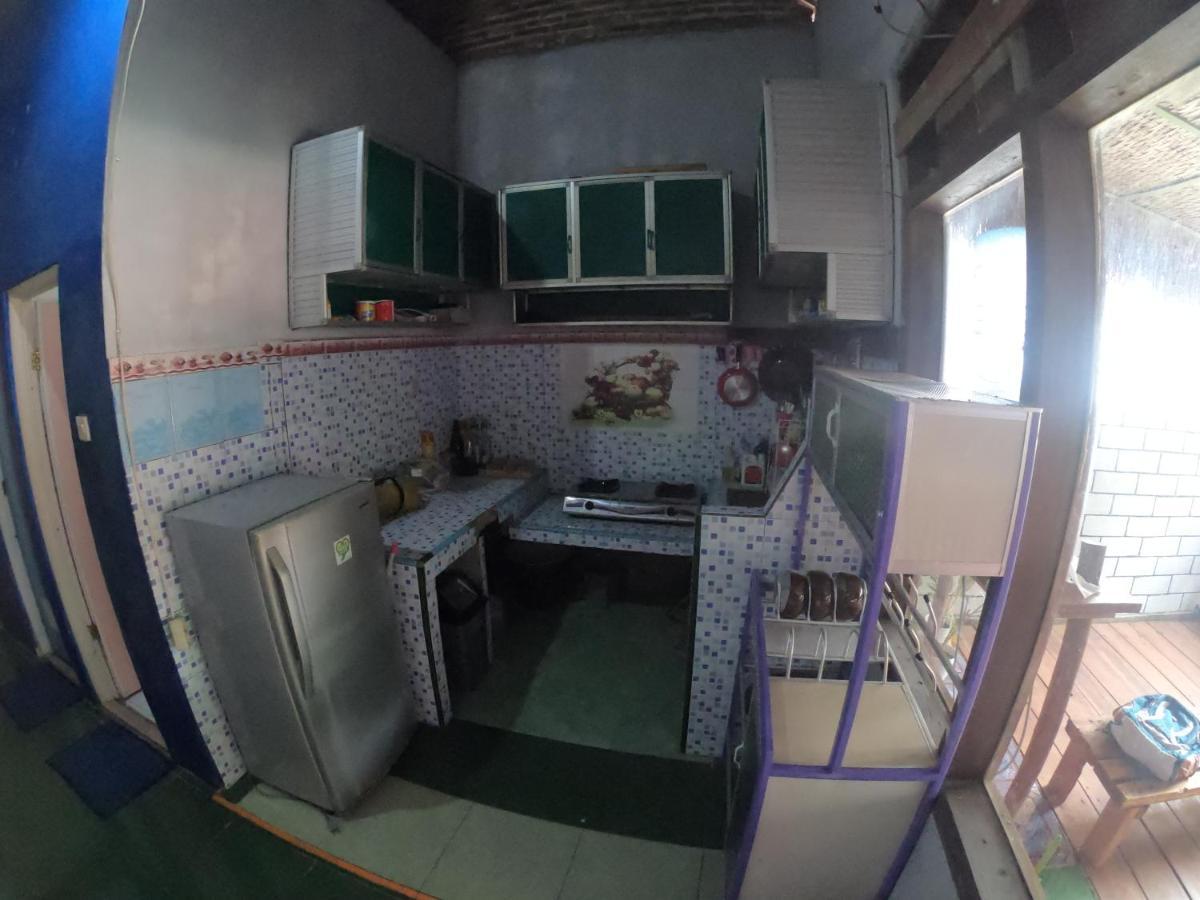 Owl Hostel Karimunjawa Ngoại thất bức ảnh
