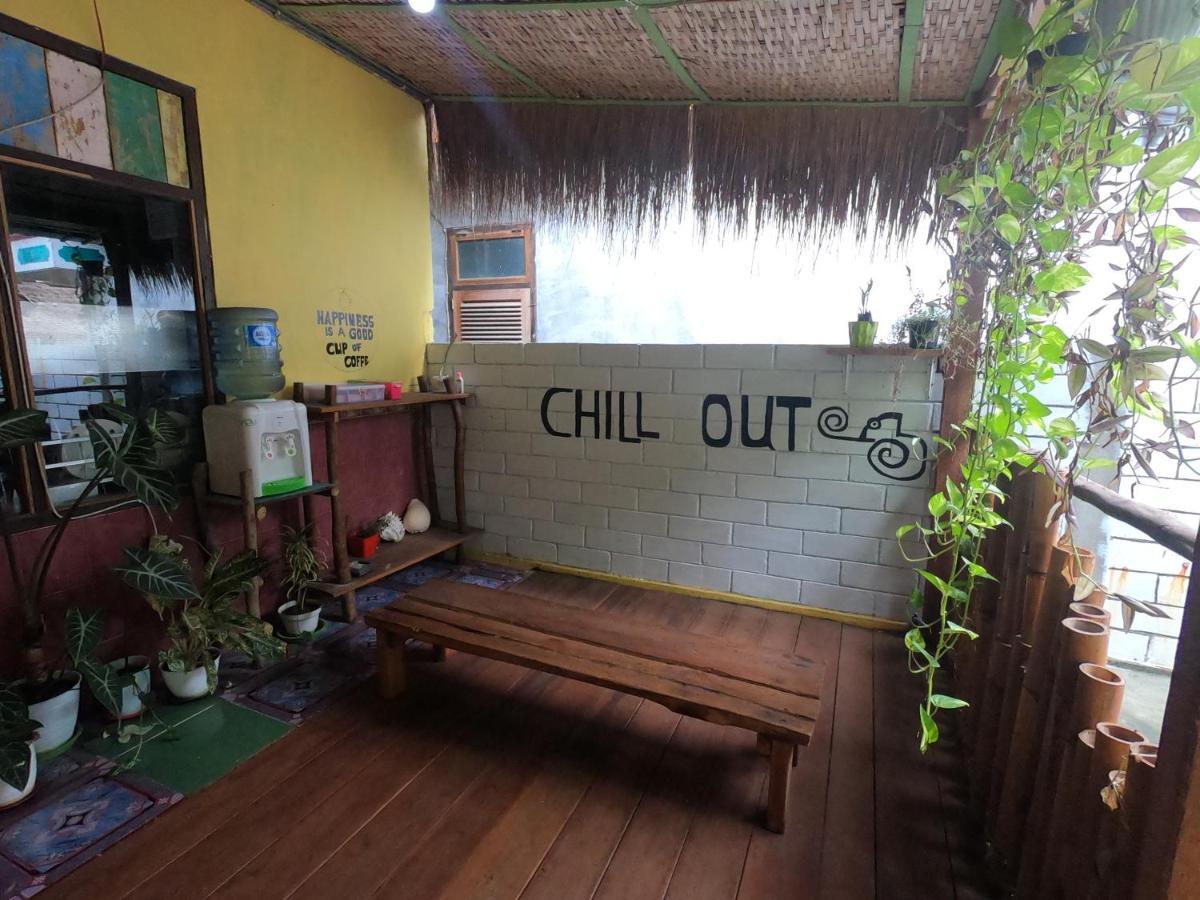 Owl Hostel Karimunjawa Ngoại thất bức ảnh