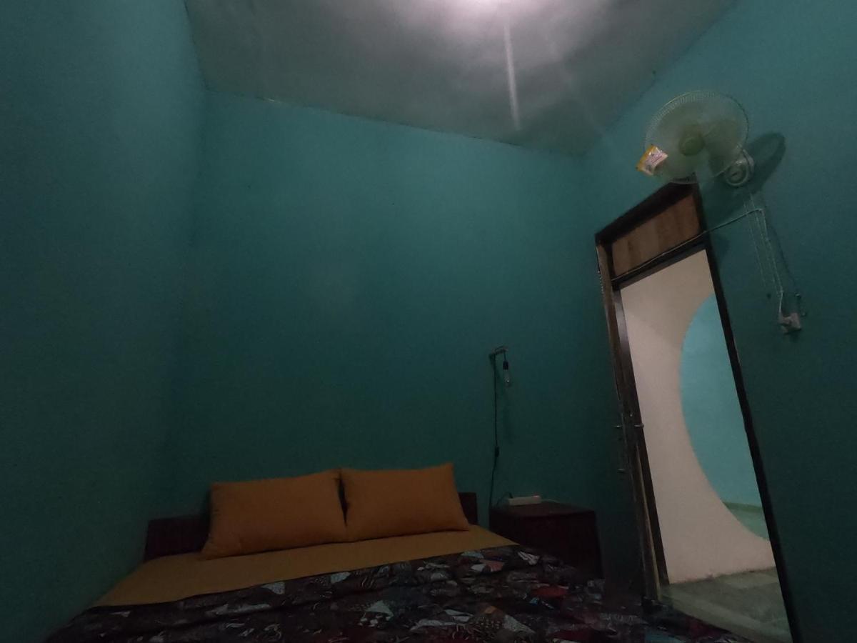 Owl Hostel Karimunjawa Ngoại thất bức ảnh