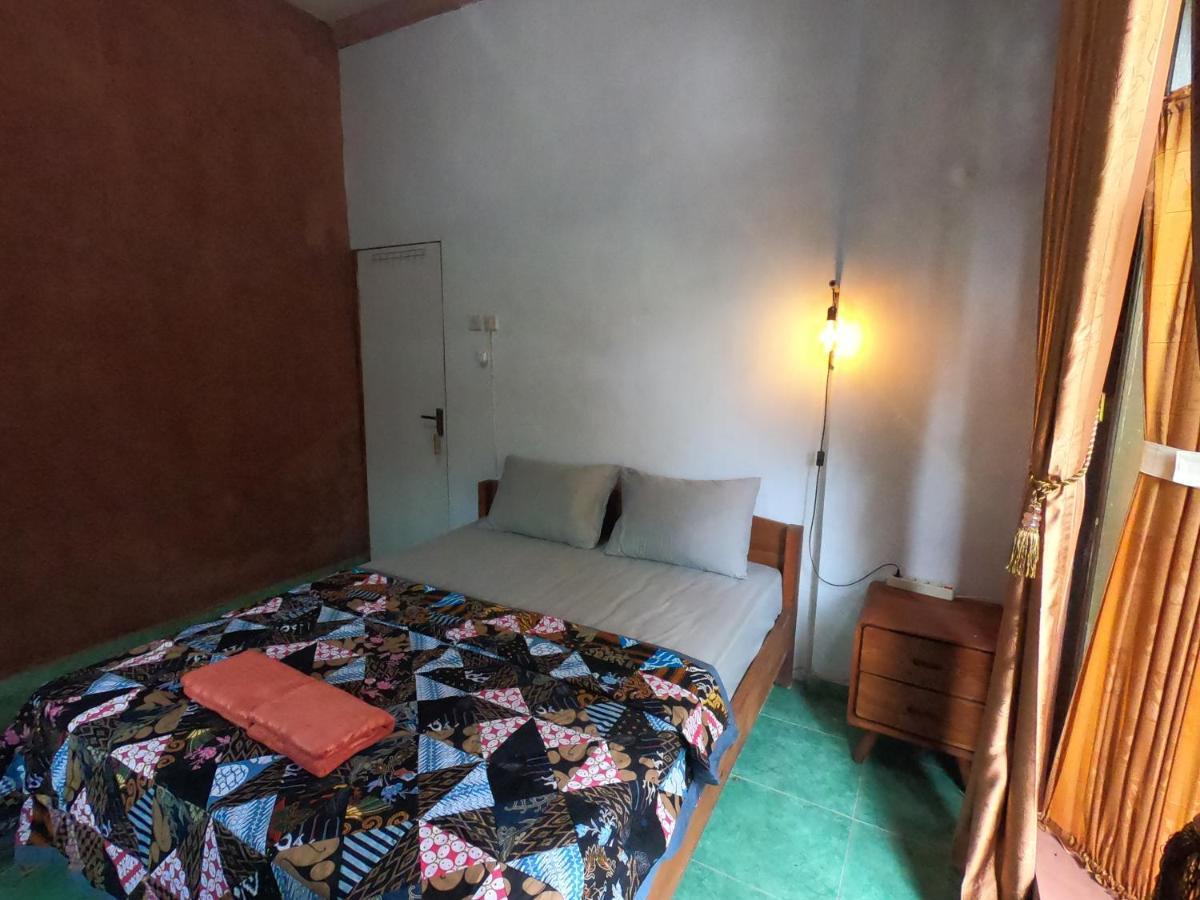 Owl Hostel Karimunjawa Ngoại thất bức ảnh