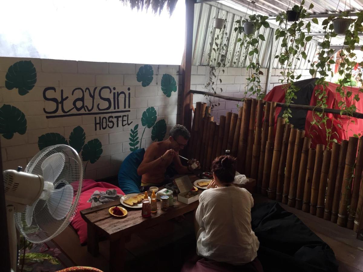Owl Hostel Karimunjawa Ngoại thất bức ảnh