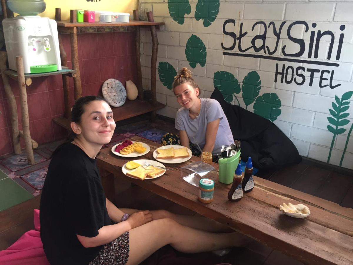 Owl Hostel Karimunjawa Ngoại thất bức ảnh